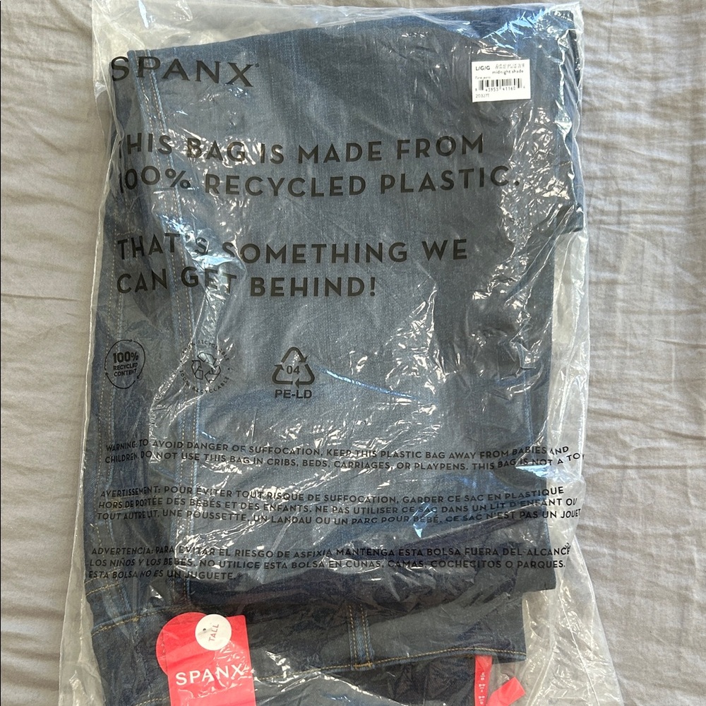 SPANX Dark Blue Flare Jeans - Picture 5 of 5